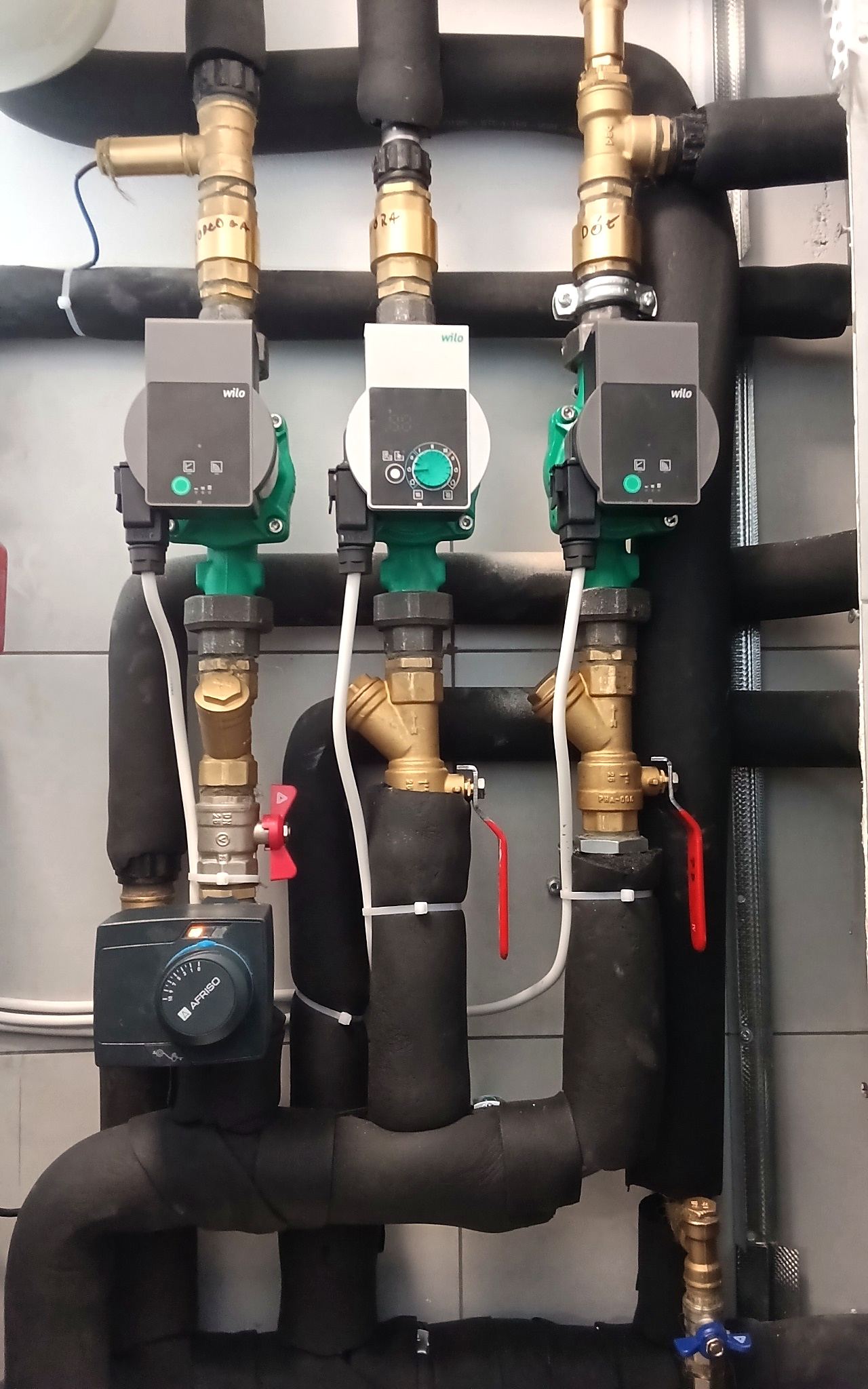 Montaż pomp obiegowych instalacji grzewczej